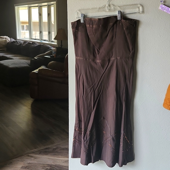 Like new strapless dress - Picture 1 of 3